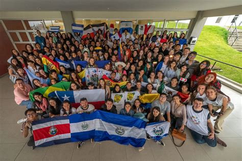 Correntinos representaron al país en la Cumbre Regional de Juventudes