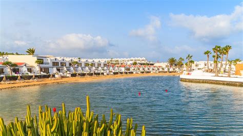 Costa Teguise Travel Guide | Costa Teguise Tourism - KAYAK