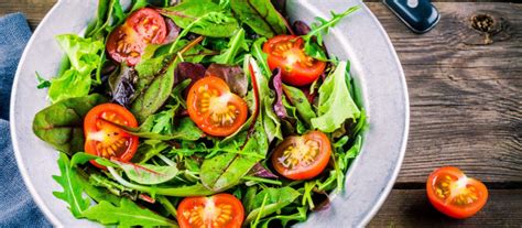 Veja como preparar uma salada colorida Blog Preçolandia