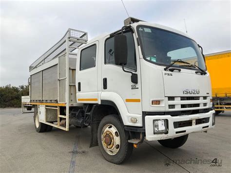 Buy Used Isuzu Fss Service Trucks In Listed On Machines U