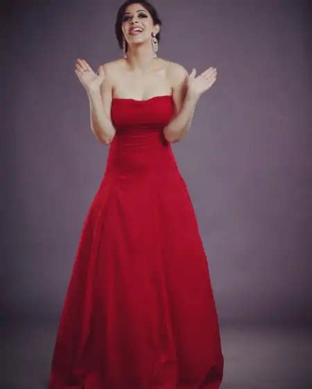 Garima Jain Top 20 Hot Pics And Photo