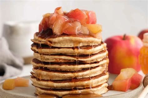 Panqueques de avena y manzana cómo prepararlos en tres pasos y con