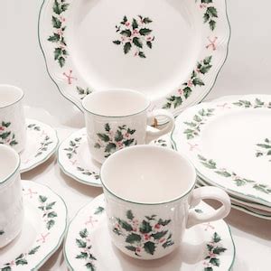 Vintage Christmas Dinnerware, Nikko Festive Holly Dinner Plates, Cups ...