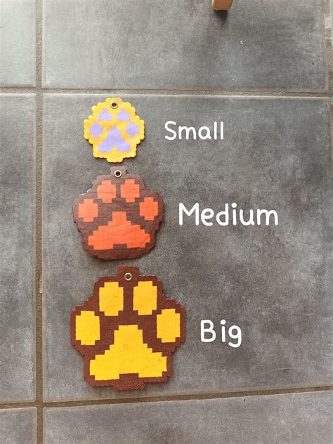 Perler Bead Paw Badge, Cute Paw Keychain READ DESCRIPTION - Etsy