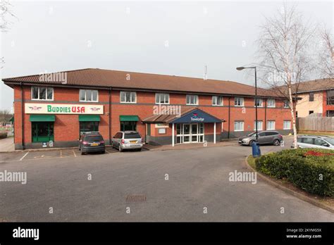 Travelodge milton keynes old stratford hi-res stock photography and ...