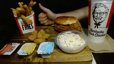 [asmr Eating Sounds] Kfc Spicy Chicken Sandwich Nuggs Fries