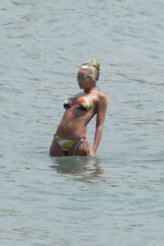 Jennifer Ellison Bikini At The Beach In Greece Amazing