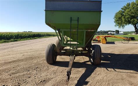 Parker 2600 Gravity Wagon Bigiron Auctions