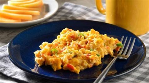 Para El Desayuno O La Cena Prepara Unos Tradicionales Y Ricos Huevos A