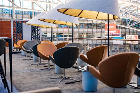 Reimagining Airport Lounges with Bespoke Interior Design | ArchDaily