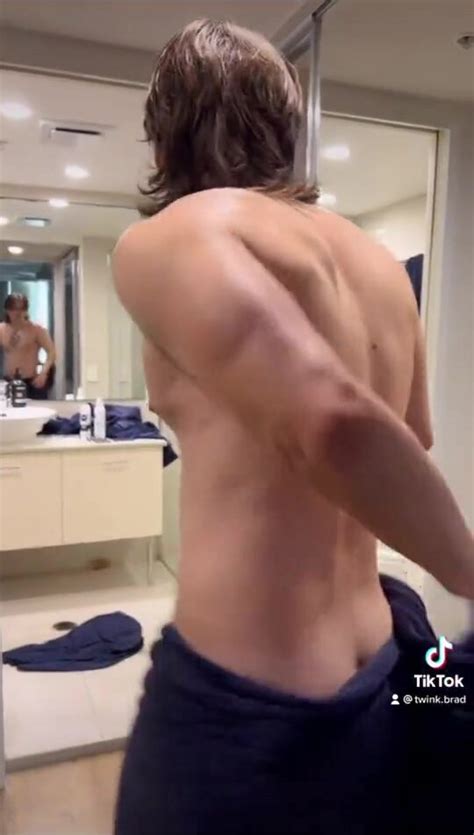 Mooning Hot As Boy ThisVid