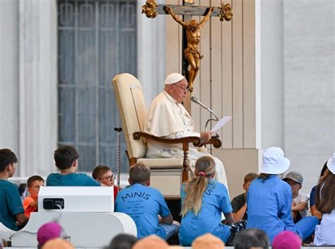 Il Vescovado Strumenti Di Pace A Scala Il Messaggio Di Papa