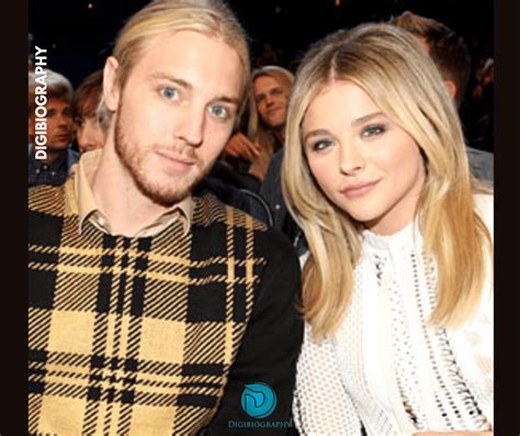 Chloe Grace Moretz Net Worth, Age, Height, Siblings, Boyfriends