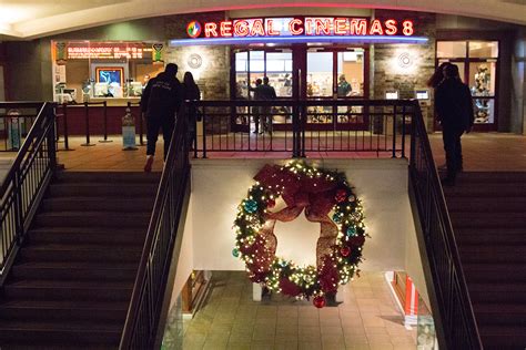 The Shops at Atlas Park: A Mall Dictated By the Seasons | CUNY Queens