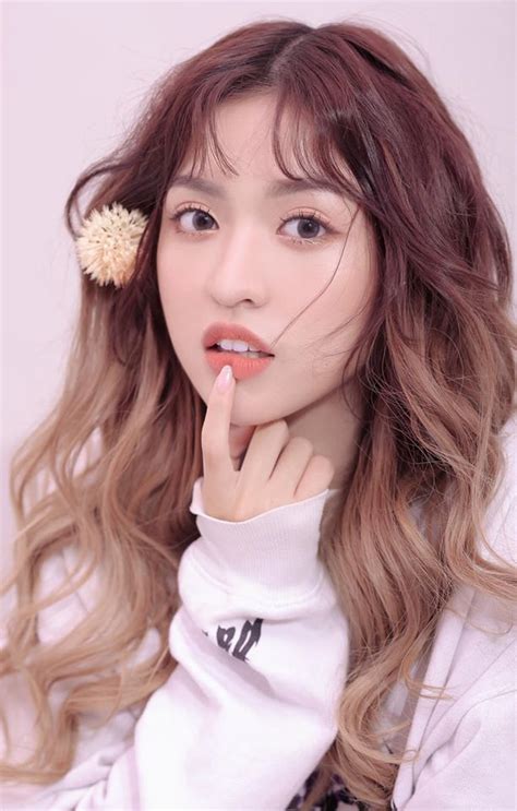 Đọ nhan sắc dàn hot girl X có phát ngôn gây bão Phải chăng vợ của Xemesis xinh nhất