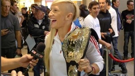 Bobsled Champ Kaillie Humphries Tries Mma Ufc