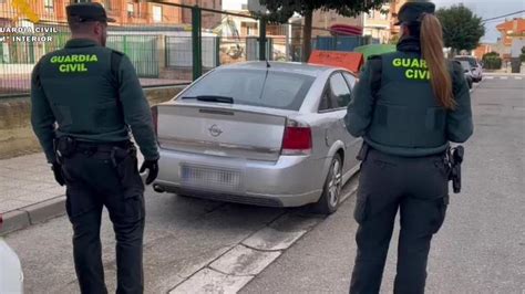 Se Salta Un Control Y Huye De La Guardia Civil En Quel Sin Seguro Y