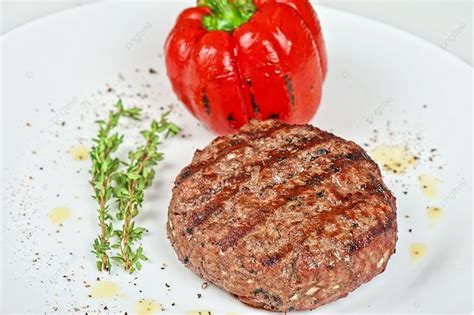 Filete De Ternera A La Parrilla Con Hierbas Y Pimienta Fondos Cortar