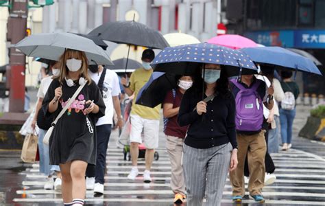 下班小心！對流旺盛雨區擴大 15縣市大雨特報 生活 中時新聞網