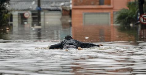 Inundaciones En Brasil La Historia Del Hombre Que Rescató A 300