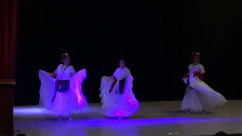 La Bruja Baile Folklorico De Veracruz La Flor Lagunera YouTube