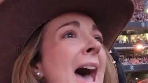 Watch As Garth Brooks Fan Breaks Down In Tears At Croke Park Concert