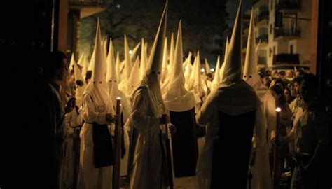 КУ-КЛУС-КЛАН | Белые капюшоны ᐉ Символ расизма и жестокости | ККК на ...