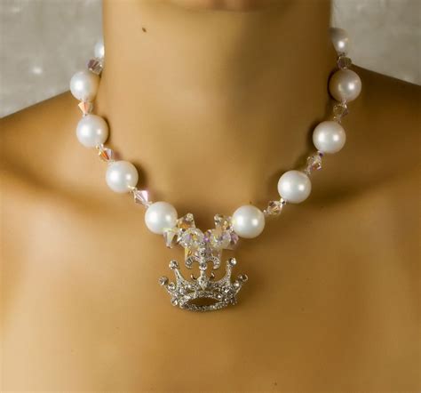 Pretty Pearl Necklace Jewelry Necklace