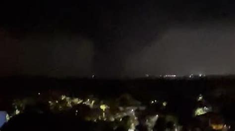 Tornadoes sweep through parts of Florida damaging homes and cars | US ...