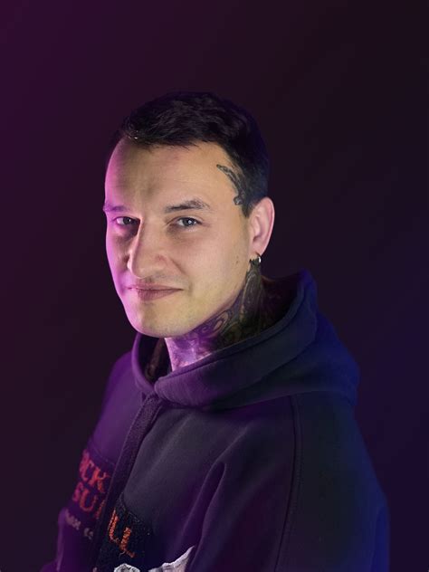 Резиденты