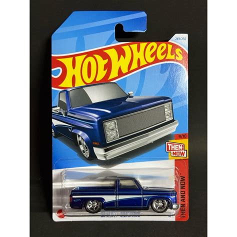 Hot Wheels Super Treasure Hunt STH 2024 Case Q 83 Chevy Silverado แพค