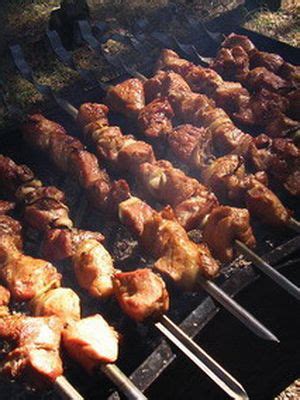 Рецепт шашлыка из свинины с фото пошагово на Вкусном Блоге