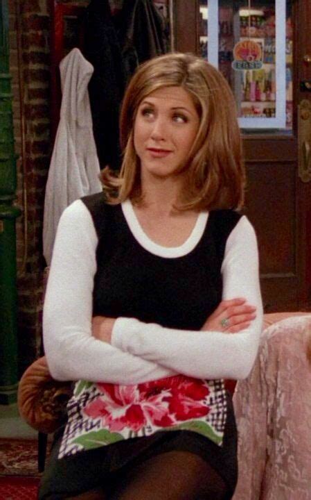 Jennifer Aniston As Rachel Green On Friends Rachel Green Outfits Jennifer Aniston Hot Rachel