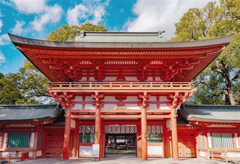 大宮で神社巡りをするなら、武蔵一宮氷川神社へ！ご利益や参拝方法は？ Tabipponet