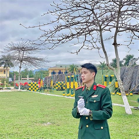 Hoàng Trung - Ánh mắt của kẻ si tình🥲 | Facebook