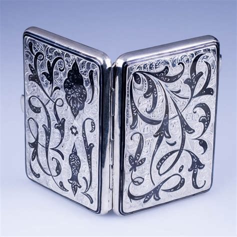 Серебряный портсигар.875 * Низкая цена от 31500 рублей!
