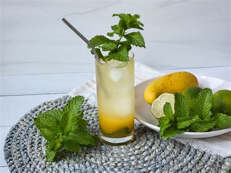 Mango Mojito - Casual Foodist