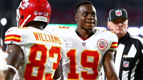 Odds Say Jeremy Maclin Won T Have Yards Receiving For Kansas City