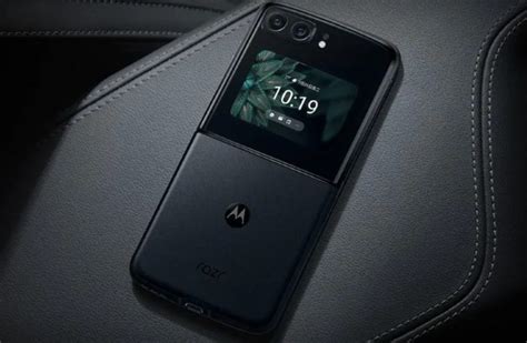 Fotón a Motorola Moto RAZR 2023 - NapiDroid