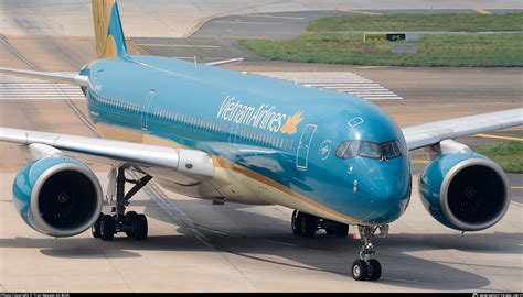 Vn A Vietnam Airlines Airbus A Photo By Tran Nguyen An Binh