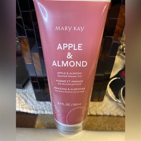 Mary Kay Bath Body New Mary Kay Apple Almond Scented Shower Gel