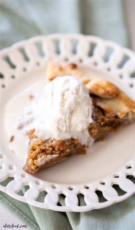 Rustic Apple Pie Recipe With A Brown Sugar Crumble A Latte Food