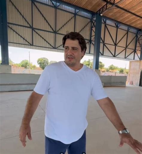 Deputado Eduardo Fortes visita obras do Ginásio Poliesportivo em