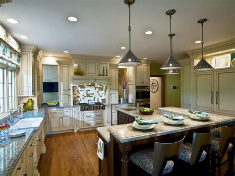 Under-Cabinet Kitchen Lighting: Pictures & Ideas From HGTV | HGTV