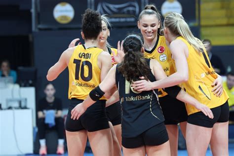 VakıfBank evinde puan vermedi Voleybolunsesi