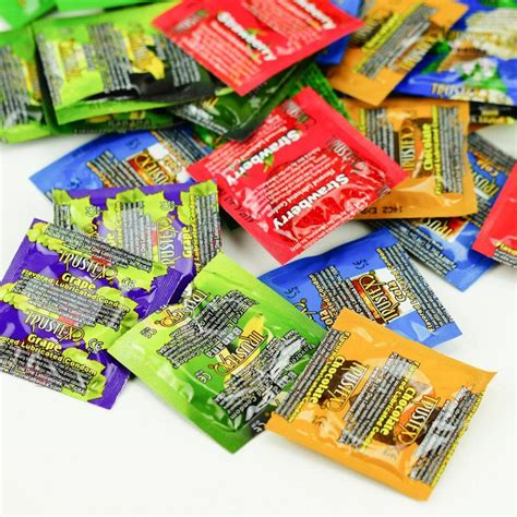 Flavored Condoms (bulk) - The Smitten Kitten Inc.