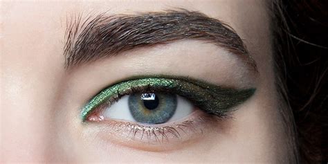 31 Green Eyeshadow Looks to Unleash Your Inner Forest Goddess - Fashion ...