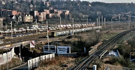 Luton A Class 317 Arrives From Moorgate In 1986 The Branc… Flickr