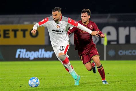 Serie B Il Primo Gol Di Vazquez Regala Tre Punti Alla Cremonese Nel