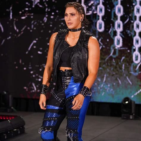 Rhea Ripley Miss Elizabeth Wwe Female Wrestlers Wwe Womens Womens Wrestling Ripley Wwe